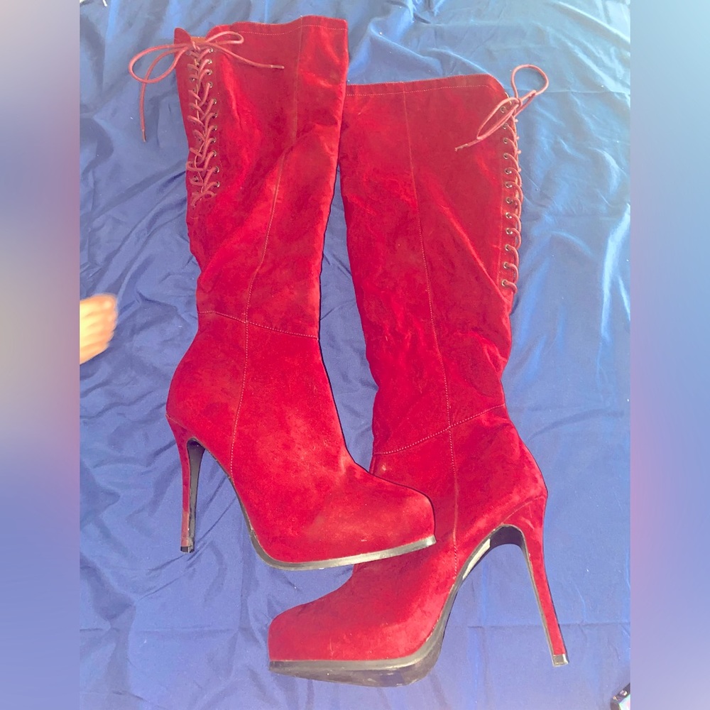 knee high boots with Laces up the back